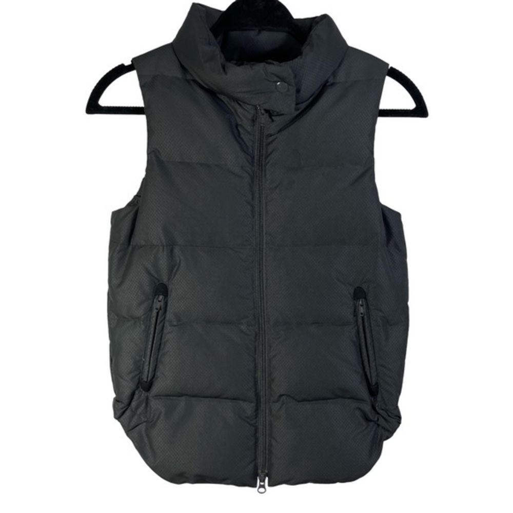 JNBY Puffer Women’s Vest Jacket Size S Color Black